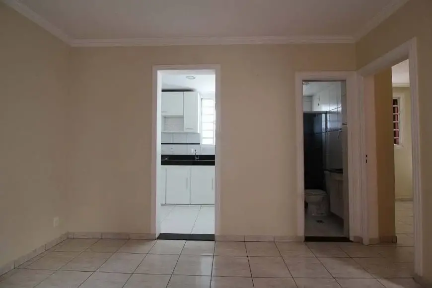 Foto 3 de Apartamento com 2 Quartos para alugar, 45m² em Solar do Barreiro, Belo Horizonte