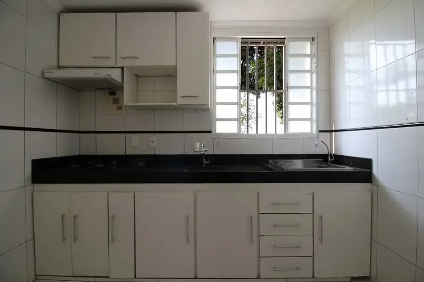 Foto 4 de Apartamento com 2 Quartos para alugar, 45m² em Solar do Barreiro, Belo Horizonte