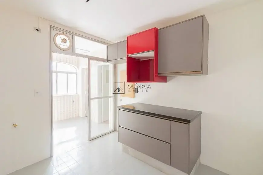 Foto 5 de Apartamento com 2 Quartos à venda, 105m² em Sumaré, São Paulo