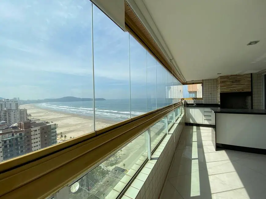 Foto 1 de Apartamento com 3 Quartos à venda, 180m² em Campo da Aviação, Praia Grande