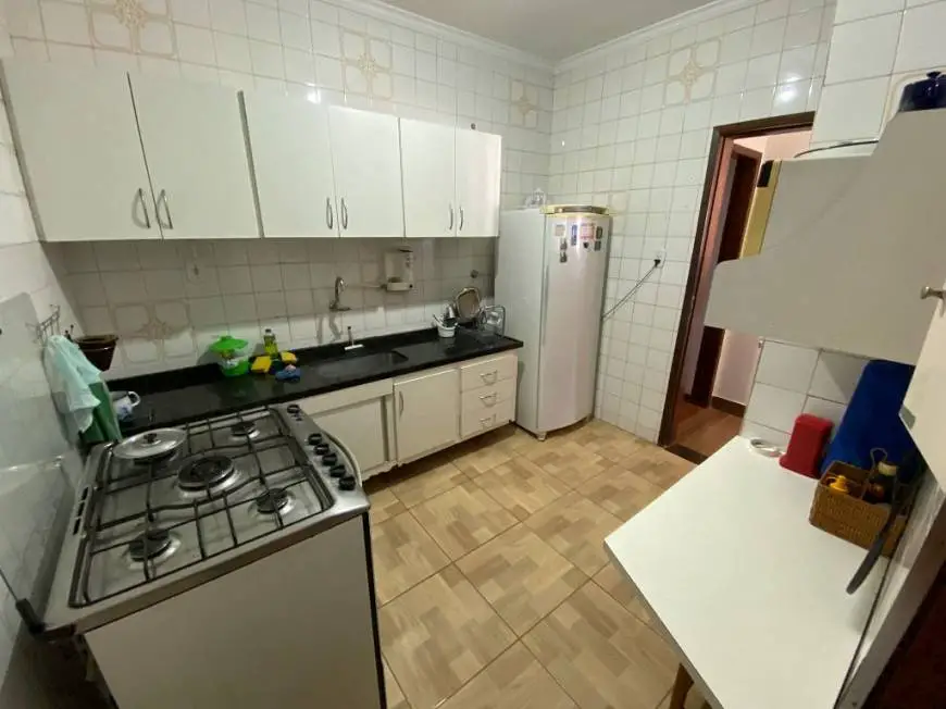 Foto 5 de Apartamento com 3 Quartos à venda, 140m² em Centro, Montes Claros