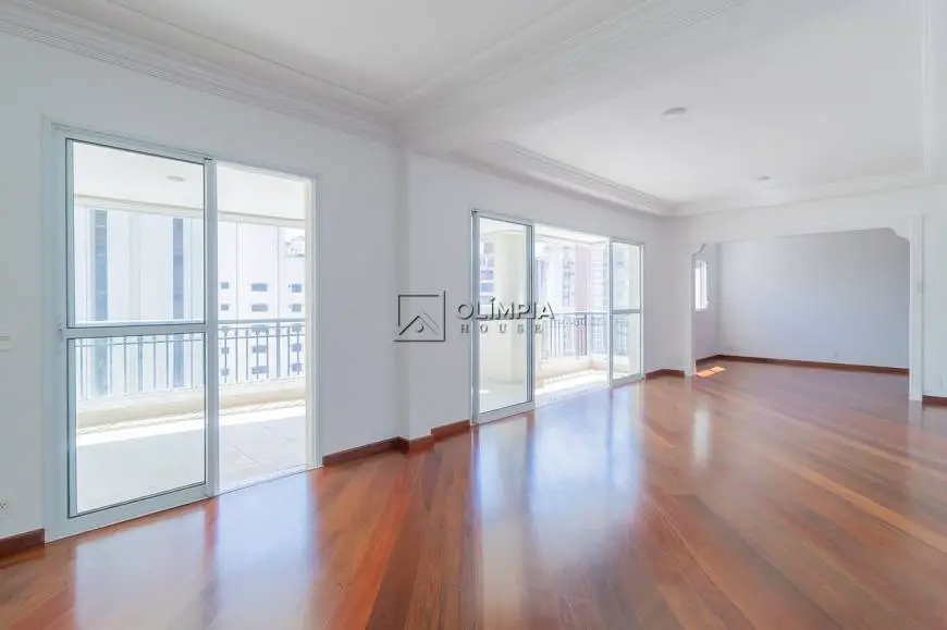 Foto 1 de Apartamento com 3 Quartos para alugar, 178m² em Chácara Klabin, São Paulo