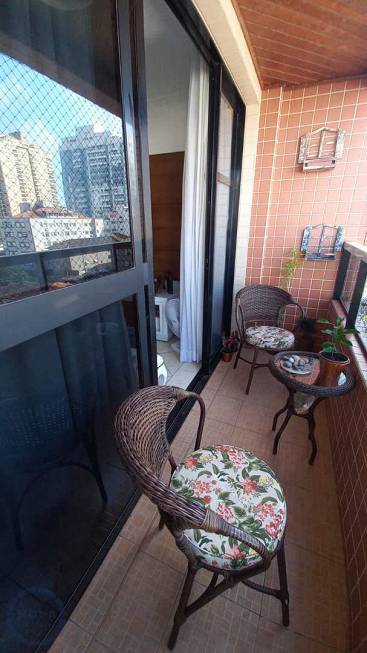Foto 2 de Apartamento com 3 Quartos à venda, 150m² em Embaré, Santos