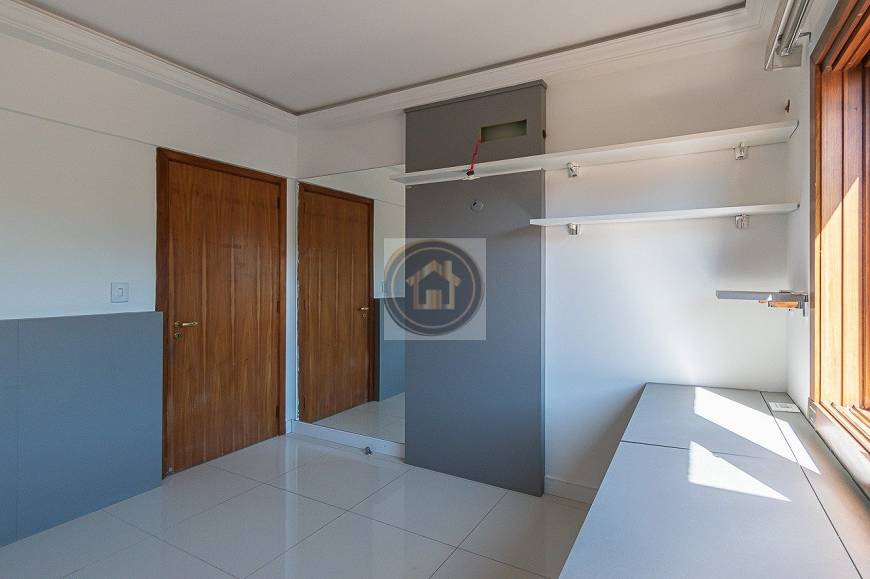 Foto 3 de Apartamento com 3 Quartos à venda, 101m² em Farroupilha, Porto Alegre