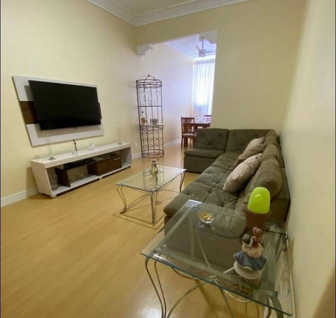 Foto 2 de Apartamento com 3 Quartos para alugar, 90m² em Laranjeiras, Rio de Janeiro