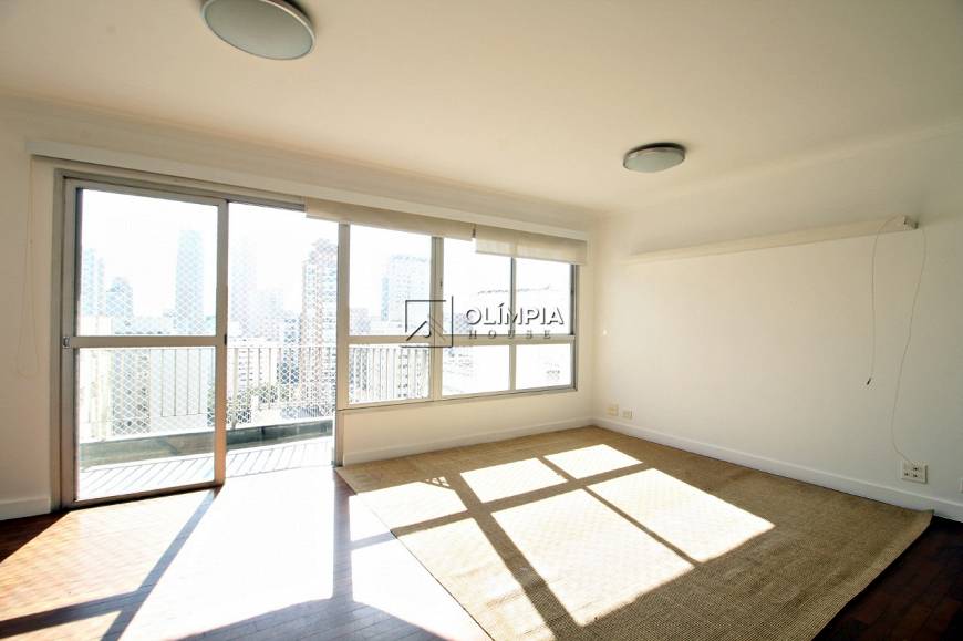 Foto 4 de Apartamento com 3 Quartos para alugar, 113m² em Moema, São Paulo