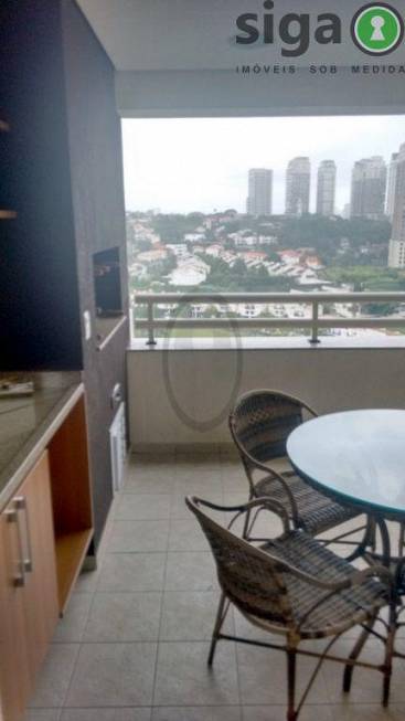 Foto 2 de Apartamento com 3 Quartos à venda, 182m² em Real Parque, São Paulo