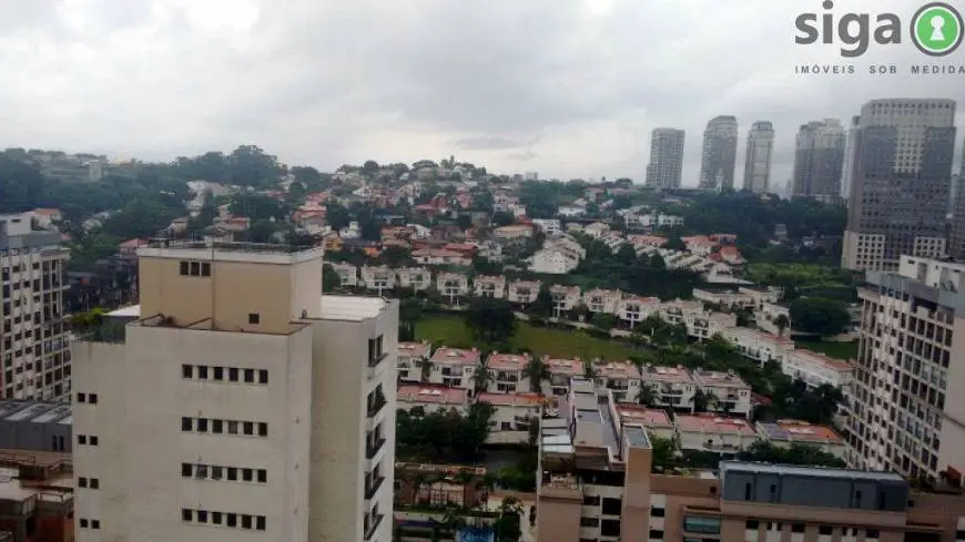 Foto 4 de Apartamento com 3 Quartos à venda, 182m² em Real Parque, São Paulo