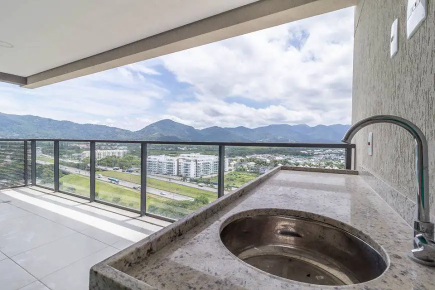 Foto 5 de Apartamento com 3 Quartos à venda, 85m² em Recreio Dos Bandeirantes, Rio de Janeiro