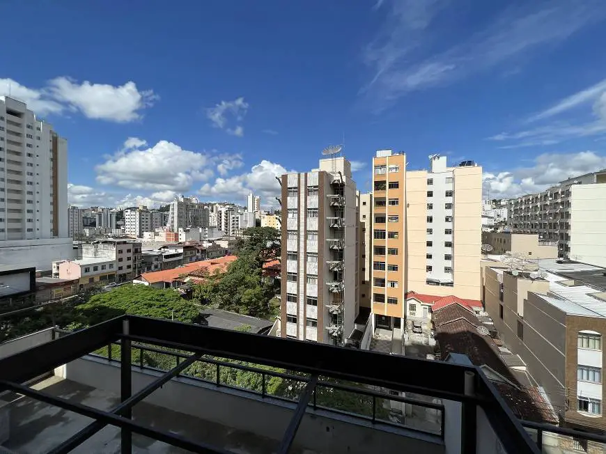 Foto 1 de Apartamento com 3 Quartos à venda, 107m² em São Mateus, Juiz de Fora