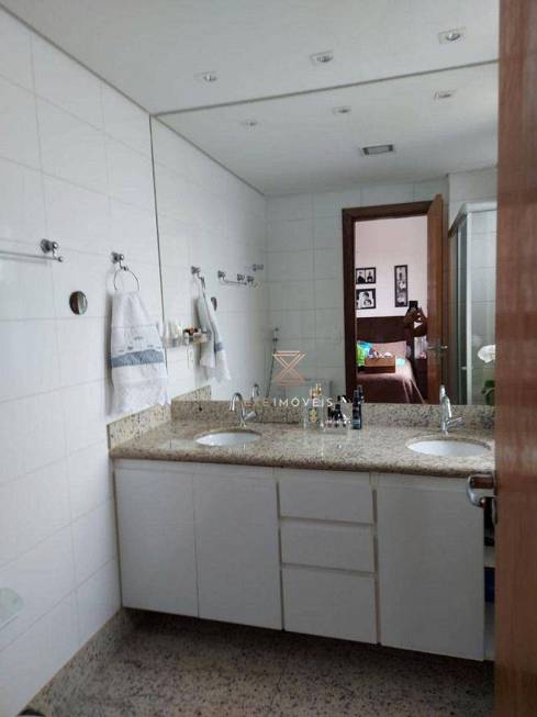 Foto 3 de Apartamento com 3 Quartos à venda, 148m² em Sion, Belo Horizonte
