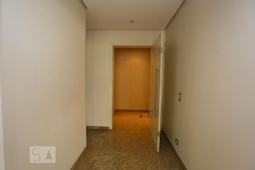 Foto 1 de Apartamento com 3 Quartos para alugar, 250m² em Vila Andrade, São Paulo
