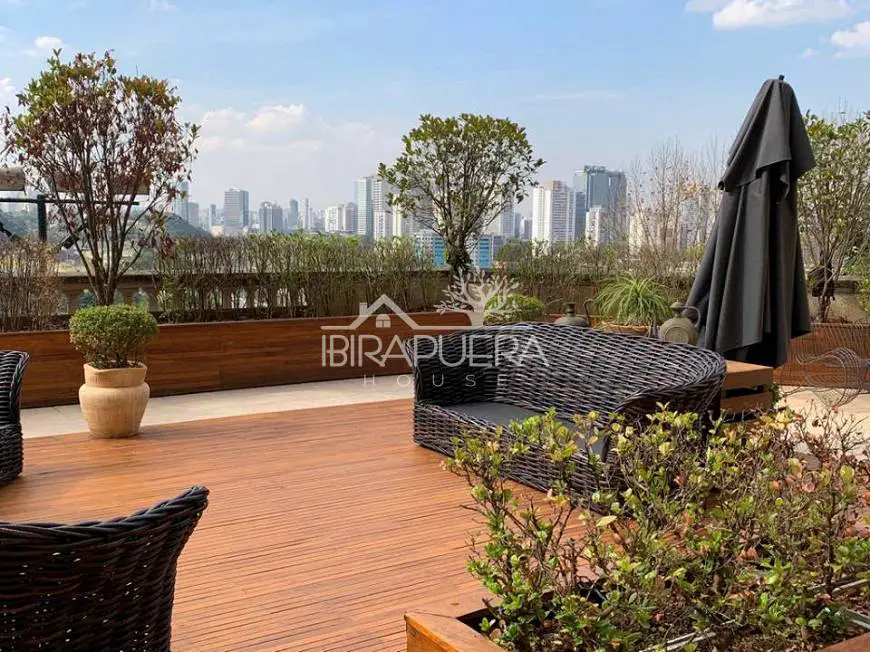 Foto 4 de Apartamento com 4 Quartos à venda, 800m² em Jardim Fonte do Morumbi , São Paulo