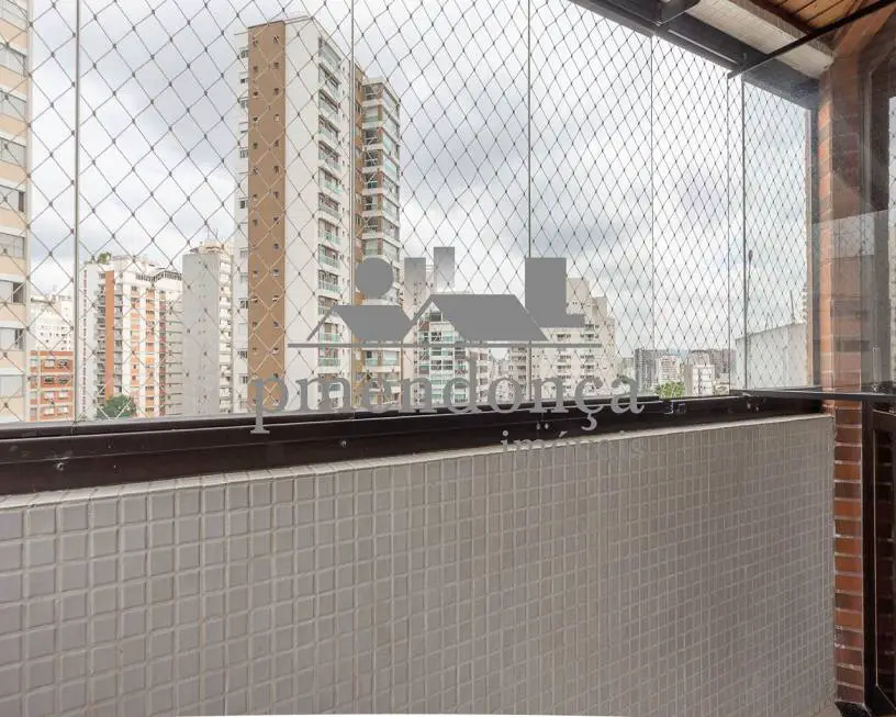 Foto 2 de Apartamento com 4 Quartos à venda, 190m² em Perdizes, São Paulo