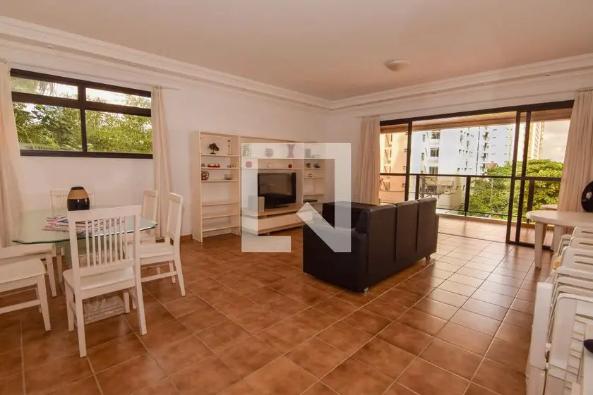 Foto 2 de Apartamento com 4 Quartos para alugar, 220m² em Pitangueiras, Guarujá