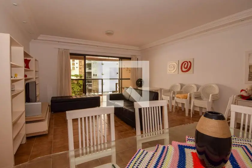Foto 3 de Apartamento com 4 Quartos para alugar, 220m² em Pitangueiras, Guarujá