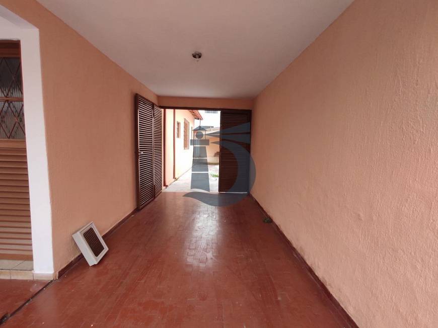 Foto 5 de Casa com 3 Quartos para alugar, 161m² em Centro, Anápolis