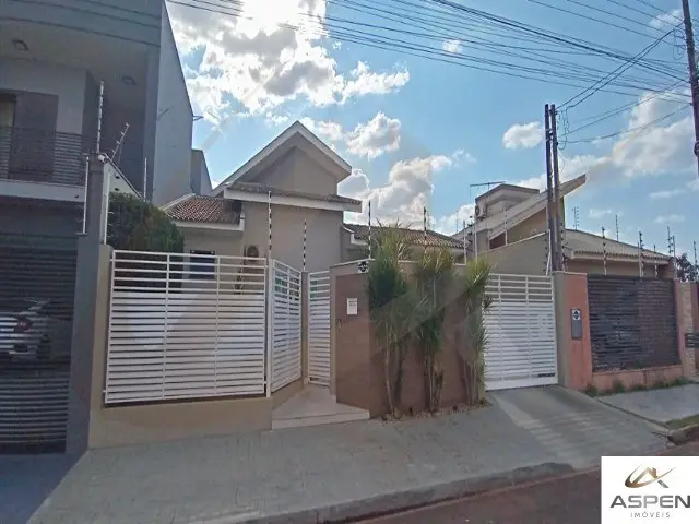 Foto 1 de Casa com 3 Quartos à venda, 360m² em Centro, Arapongas