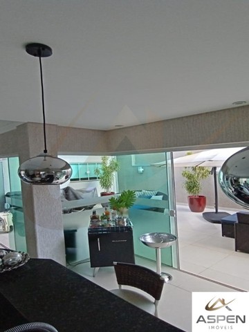Foto 2 de Casa com 3 Quartos à venda, 360m² em Centro, Arapongas