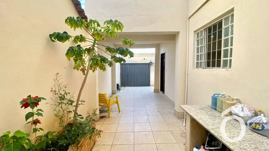 Foto 5 de Casa com 3 Quartos à venda, 97m² em Santa Amélia, Belo Horizonte