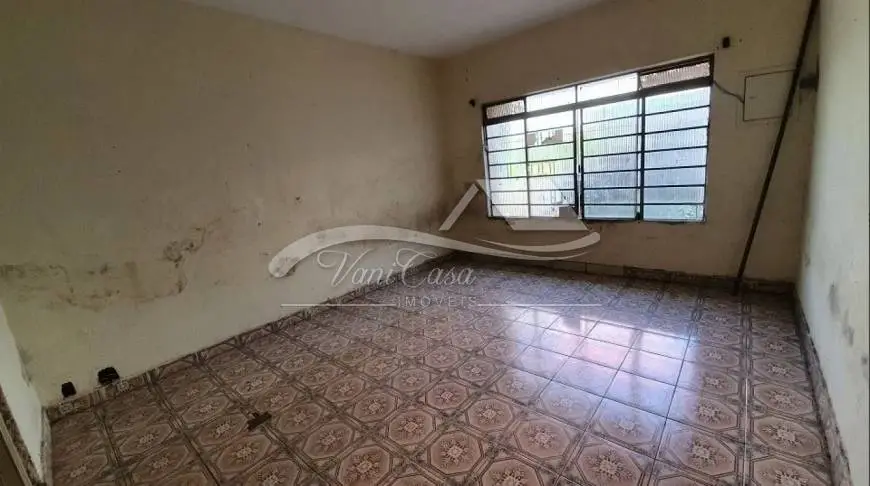 Foto 2 de Casa com 5 Quartos à venda, 200m² em Vila das Mercês, São Paulo
