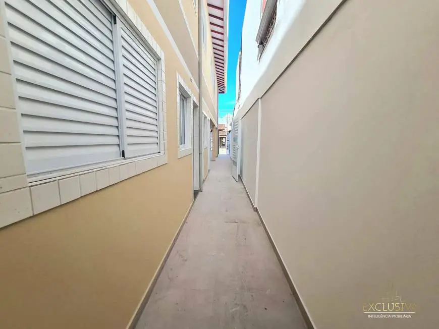 Foto 3 de Casa de Condomínio com 2 Quartos à venda, 72m² em Sítio do Campo, Praia Grande