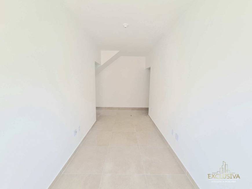 Foto 2 de Casa de Condomínio com 2 Quartos à venda, 72m² em Sítio do Campo, Praia Grande
