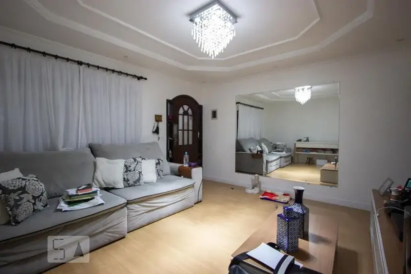 Foto 1 de Casa de Condomínio com 2 Quartos para alugar, 225m² em Vila Quintino, Carapicuíba