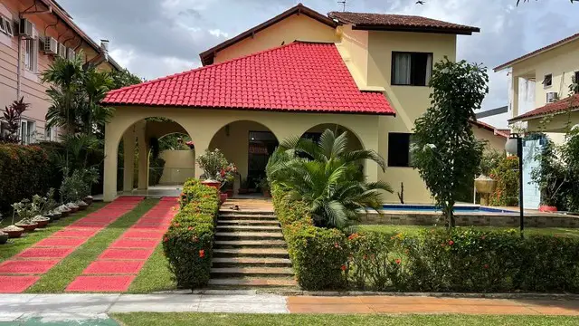 Foto 1 de Casa de Condomínio com 4 Quartos à venda, 225m² em Mangueirão, Belém