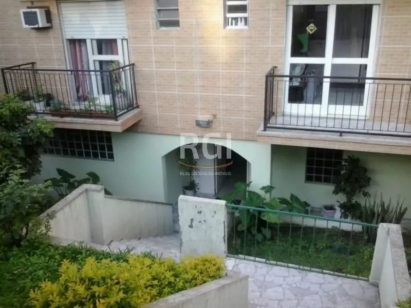 Foto 2 de Cobertura com 2 Quartos à venda, 80m² em Jardim do Salso, Porto Alegre