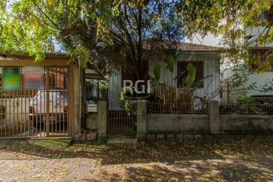 Foto 1 de Lote/Terreno à venda, 364m² em Auxiliadora, Porto Alegre