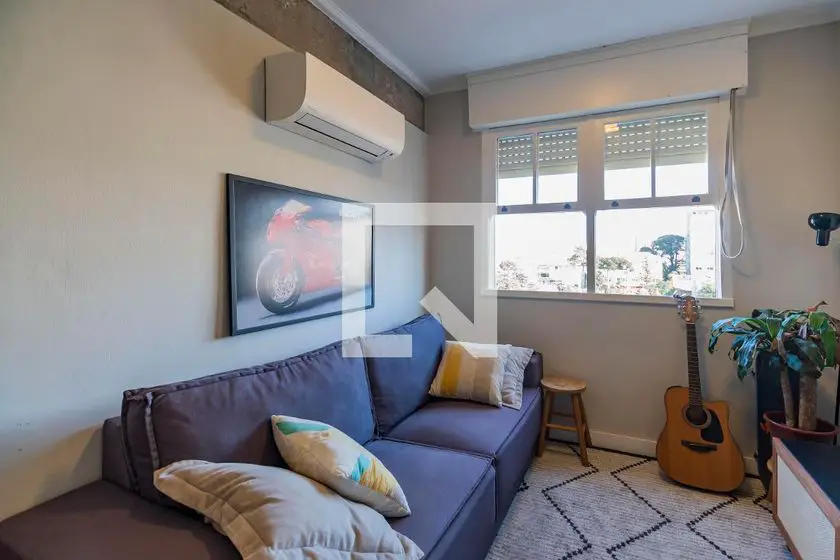 Foto 1 de Apartamento com 1 Quarto para alugar, 40m² em Petrópolis, Porto Alegre