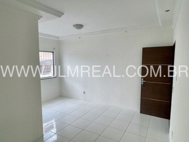 Foto 3 de Apartamento com 2 Quartos à venda, 48m² em Itaperi, Fortaleza