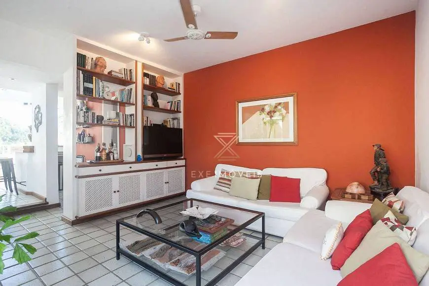 Foto 4 de Apartamento com 2 Quartos à venda, 192m² em Lagoa, Rio de Janeiro