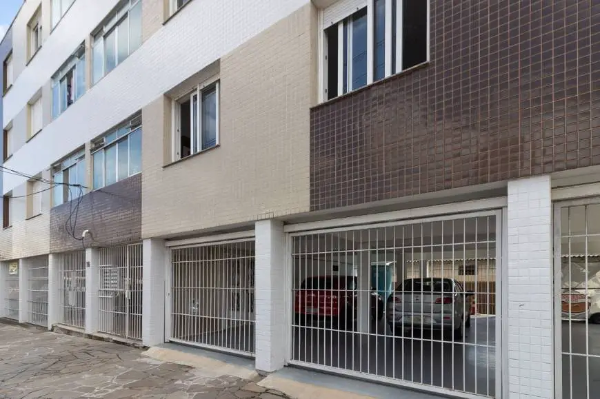 Foto 1 de Apartamento com 2 Quartos para alugar, 81m² em Vila Ipiranga, Porto Alegre