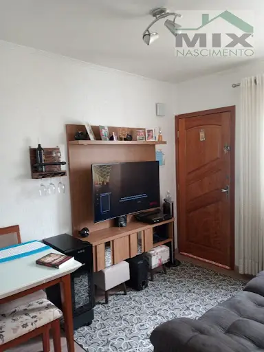 Foto 1 de Apartamento com 2 Quartos à venda, 50m² em Vila Liviero, São Paulo