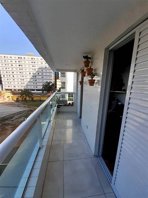 Foto 4 de Apartamento com 3 Quartos à venda, 87m² em Cidade Ocian, Praia Grande