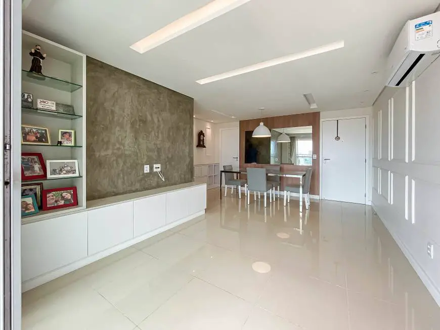 Foto 3 de Apartamento com 3 Quartos à venda, 111m² em Fátima, Fortaleza