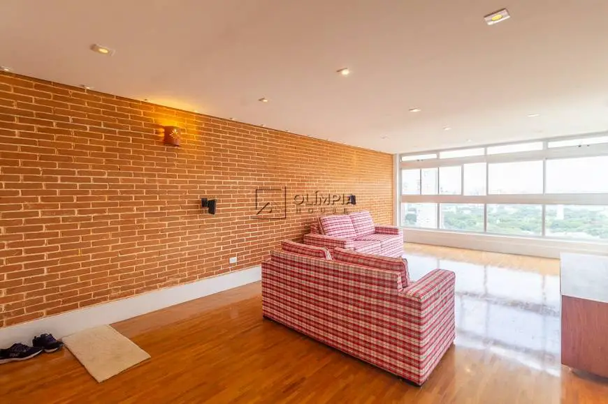 Foto 1 de Apartamento com 3 Quartos à venda, 140m² em Ibirapuera, São Paulo
