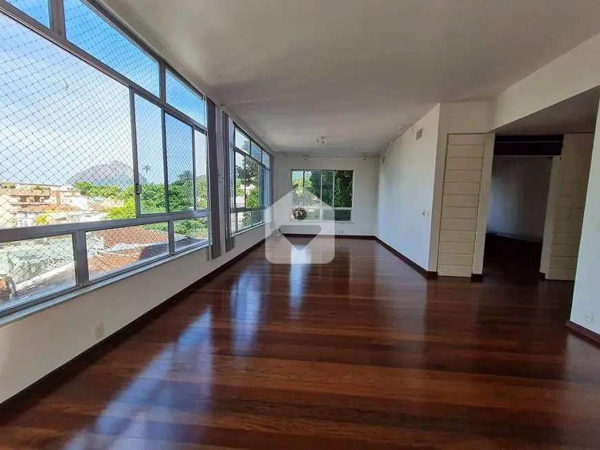 Foto 4 de Apartamento com 3 Quartos para alugar, 307m² em Jardim Botânico, Rio de Janeiro