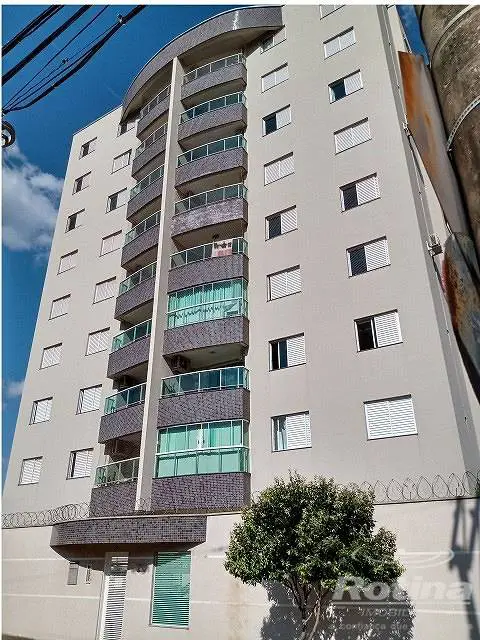 Foto 1 de Apartamento com 3 Quartos para alugar, 123m² em Lidice, Uberlândia