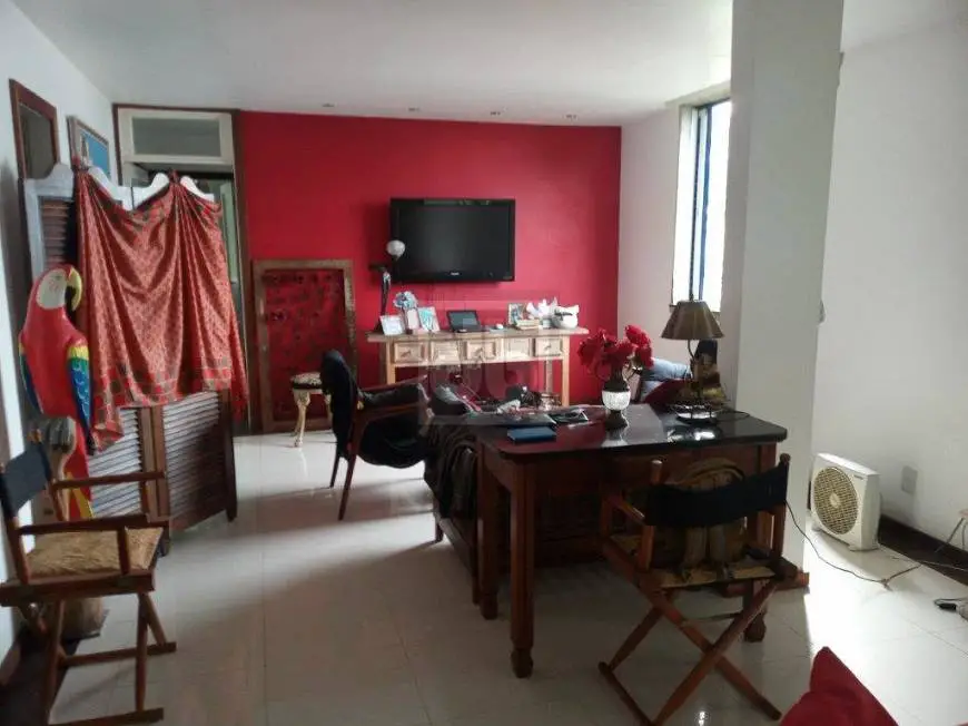 Foto 3 de Apartamento com 3 Quartos à venda, 100m² em Santa Teresa, Rio de Janeiro