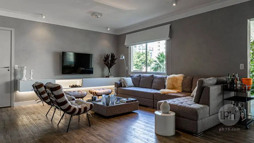Foto 2 de Apartamento com 3 Quartos para alugar, 232m² em Vila Nova Conceição, São Paulo