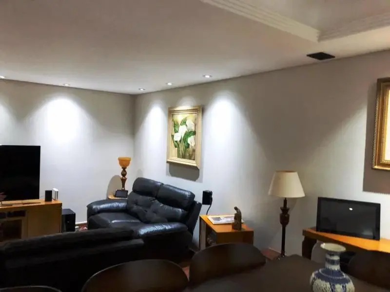 Foto 4 de Apartamento com 4 Quartos para alugar, 199m² em Cabral, Curitiba
