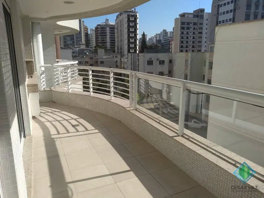 Foto 3 de Apartamento com 4 Quartos à venda, 206m² em Centro, Florianópolis