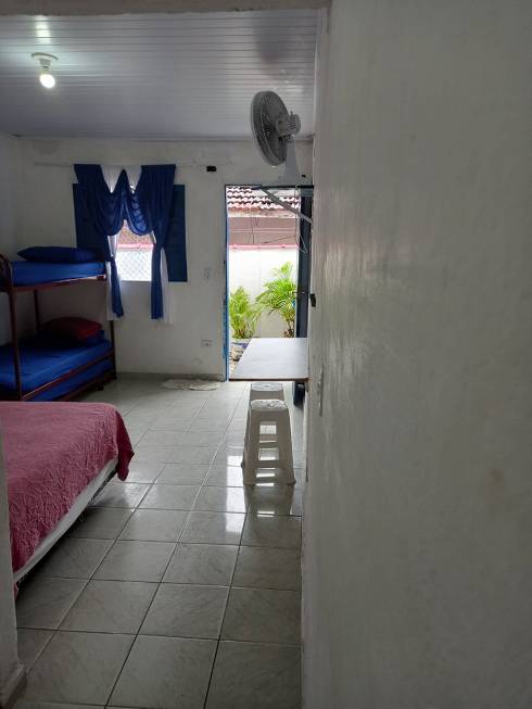 Foto 3 de Casa com 1 Quarto para alugar, 21m² em Enseada, Guarujá