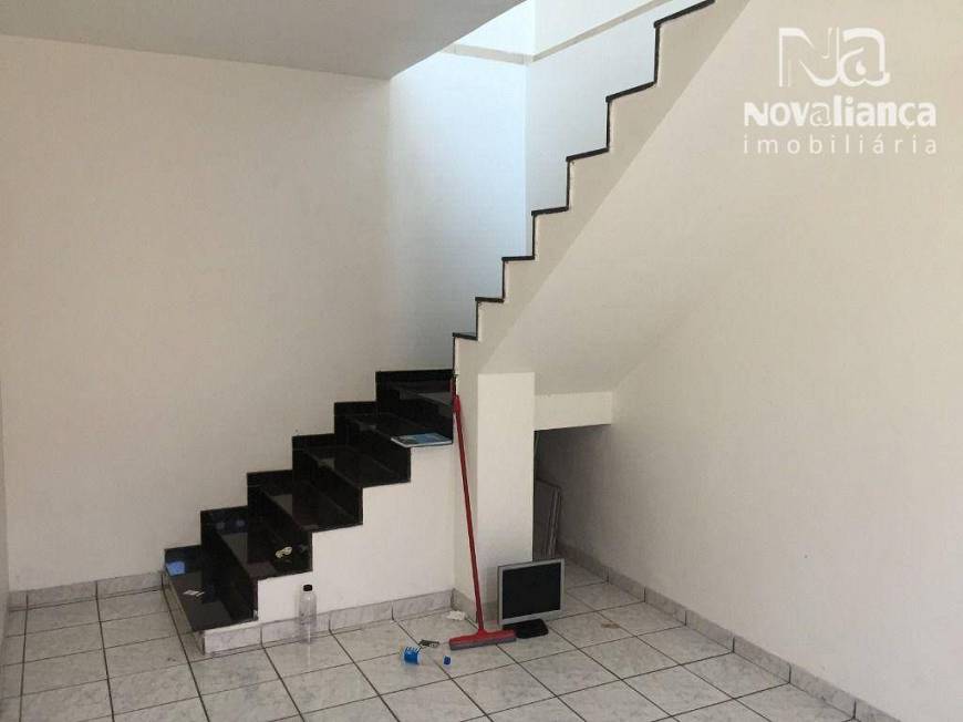 Foto 3 de Casa com 3 Quartos para alugar, 90m² em Araçás, Vila Velha