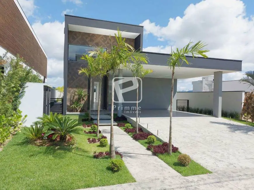 Foto 1 de Casa com 3 Quartos à venda, 250m² em Cedros, Camboriú