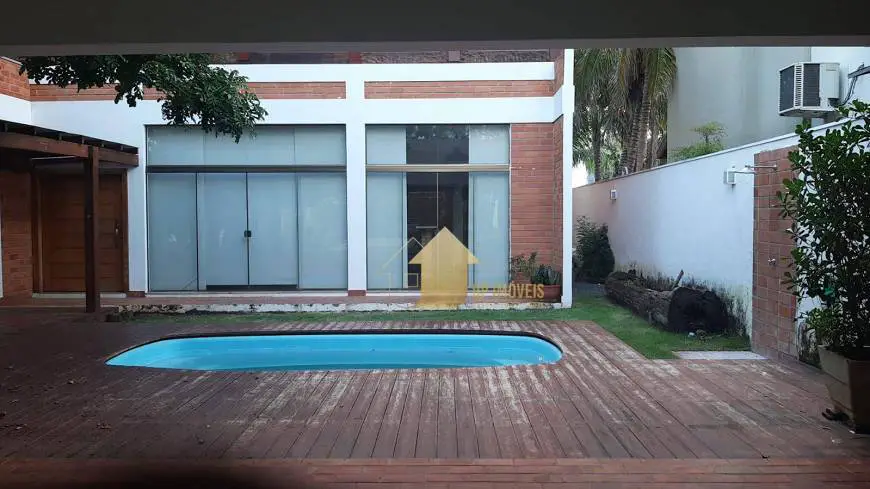 Foto 1 de Casa com 3 Quartos para alugar, 297m² em Condomínio Florais Cuiabá Residencial, Cuiabá