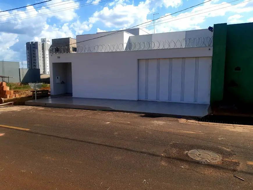 Foto 2 de Casa com 3 Quartos à venda, 125m² em Laranjeiras, Uberlândia